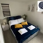 Readily Available Cosy Home For Contractors And Short Term Let