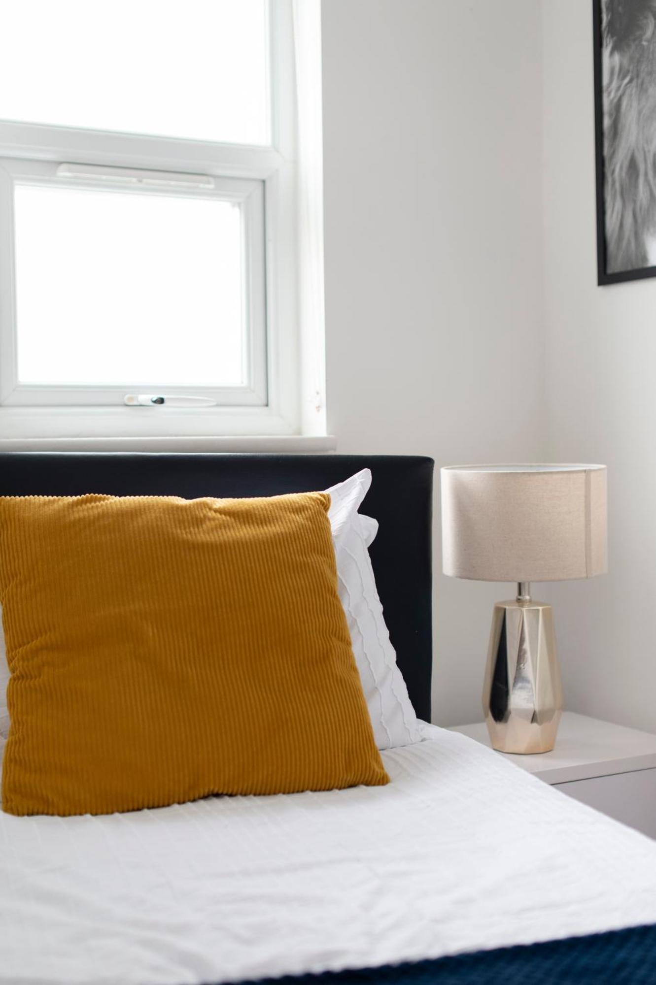 Readily Available Cosy Home For Contractors And Short Term Let Appartement *