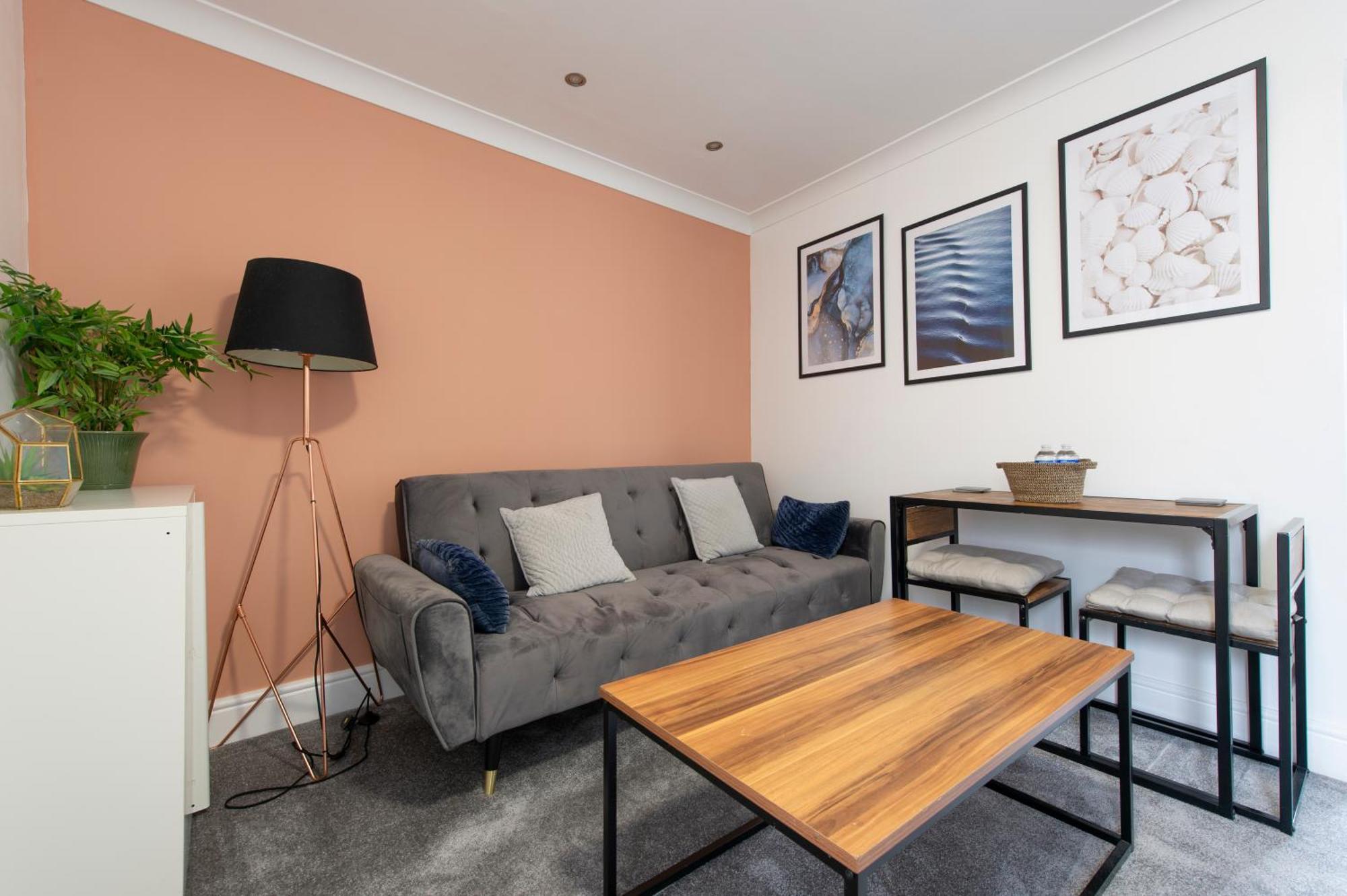 Readily Available Cosy Home For Contractors And Short Term Let * Londres