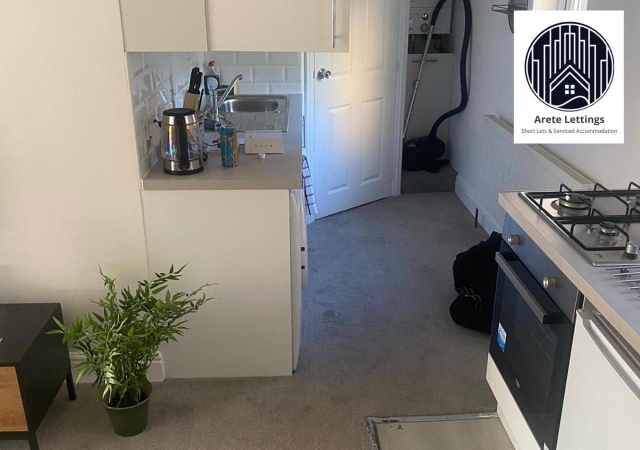 Appartement Readily Available Cosy Home For Contractors And Short Term Let